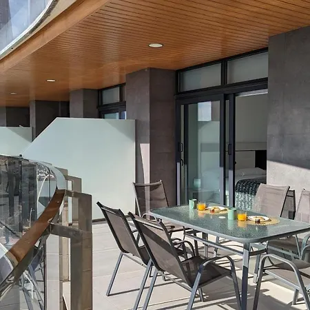 Sunset Waves Lovely Lägenhet